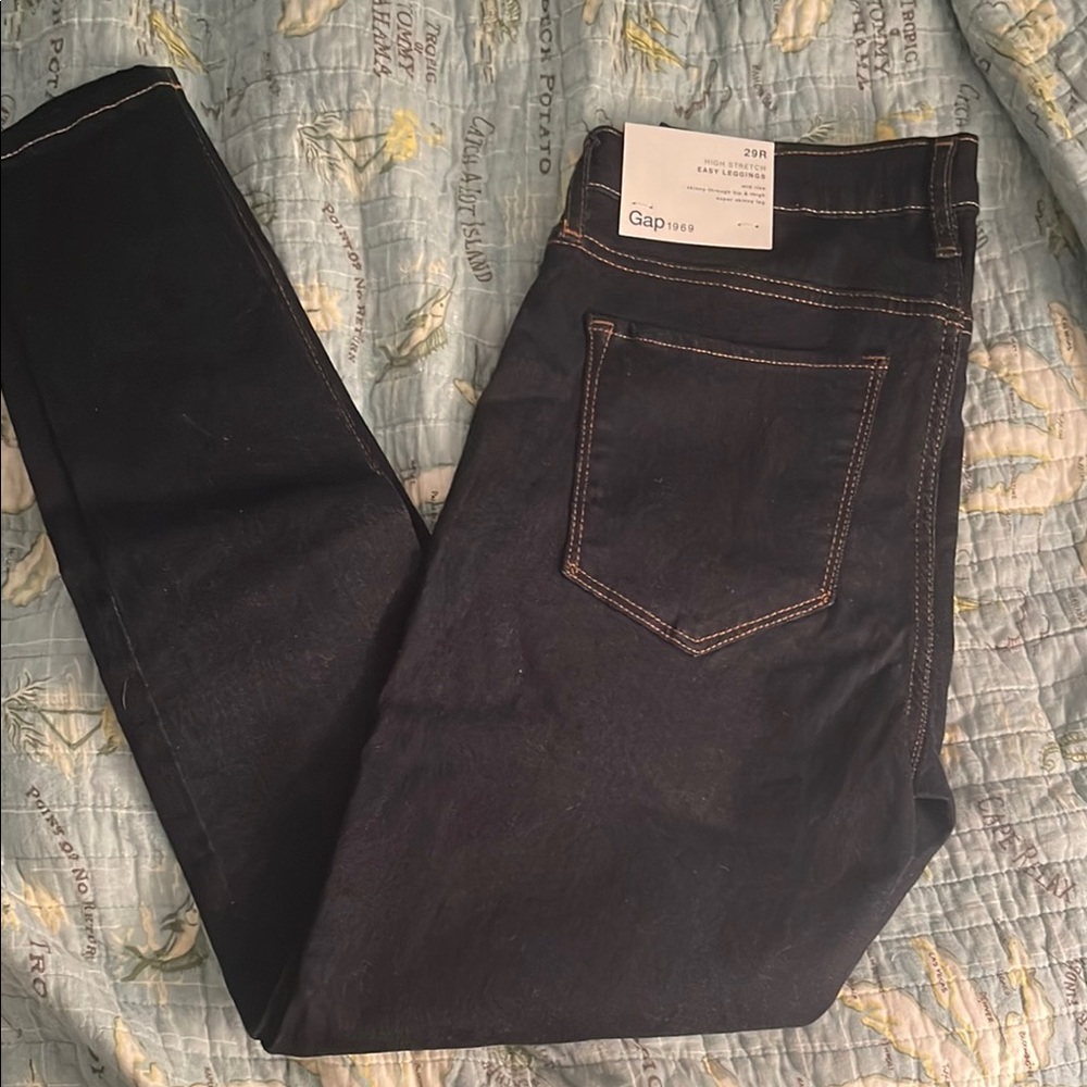 NWT GAP Dark Wash Skinny Jeans